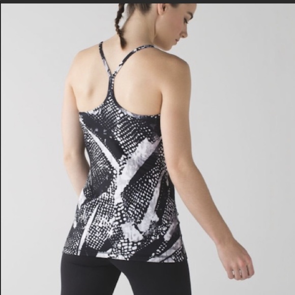 Lululemon Static Mist Power Y Tank Top Sz 6 - Picture 4 of 13